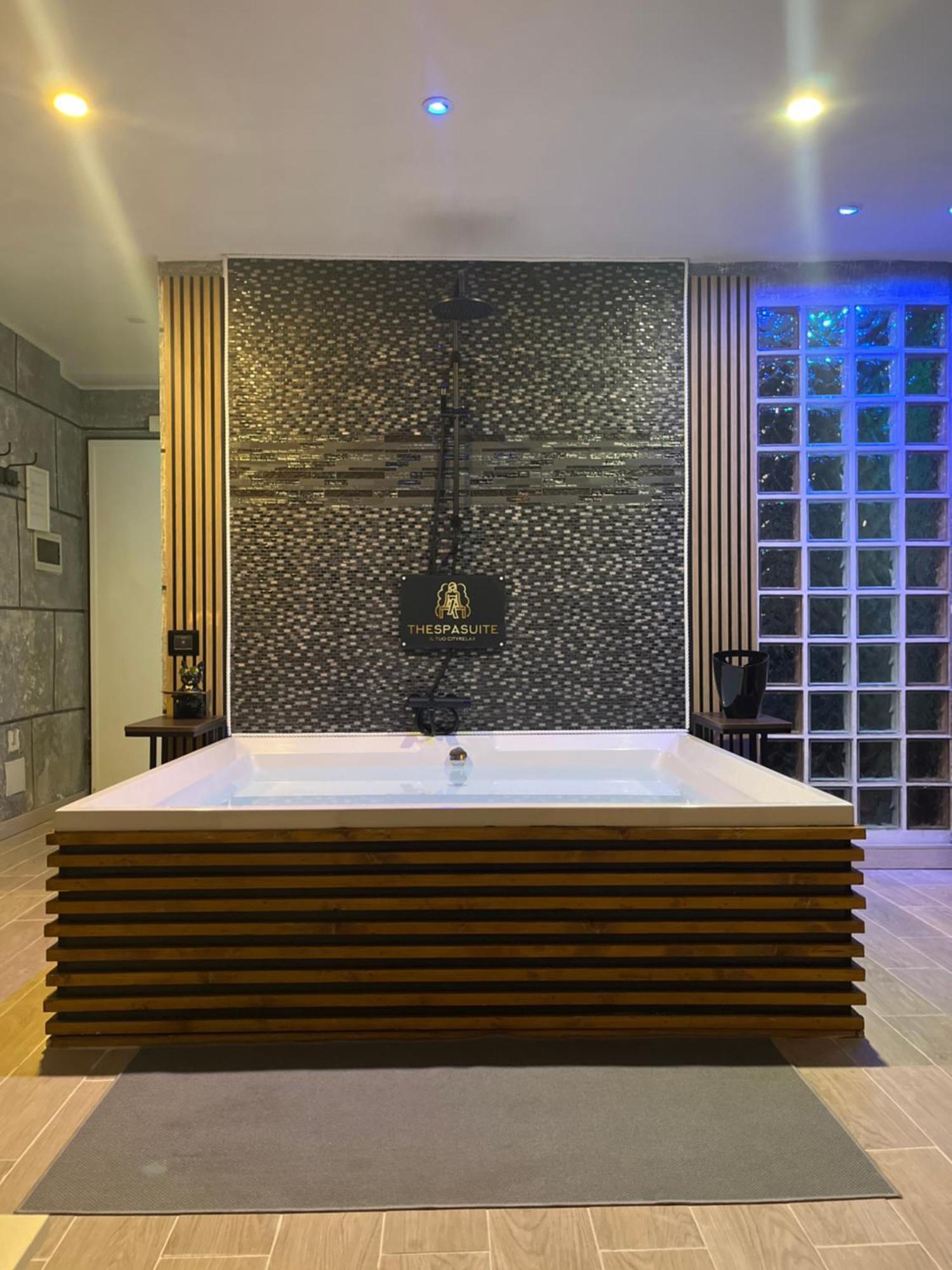 The Spa Suite Rom Exterior foto